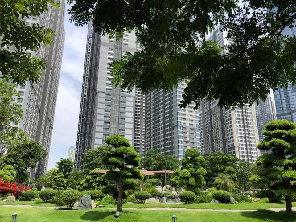 Vinhomes Landmark 81 - Luxstay Condotel โฮจิมินห์ซิตี้ ภายนอก รูปภาพ